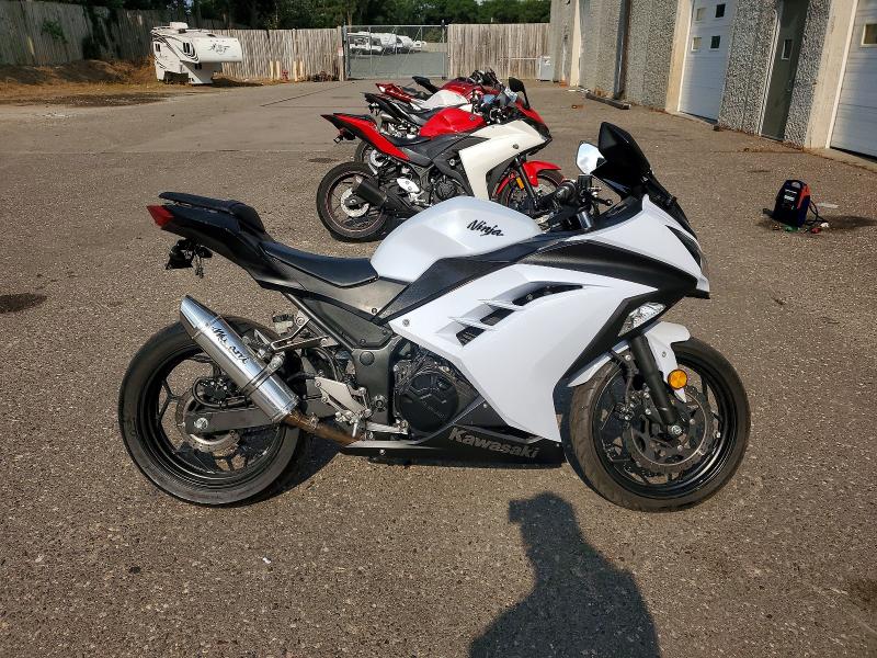 2013 Kawasaki Zg VIN JKAEX8A16DDA01012 COPART salvage auction — NORMAL WEAR, MN - CERT OF TITLE-PRIOR SALVAGE, sold $1,150 on 2026-07-27 (photo 1)
