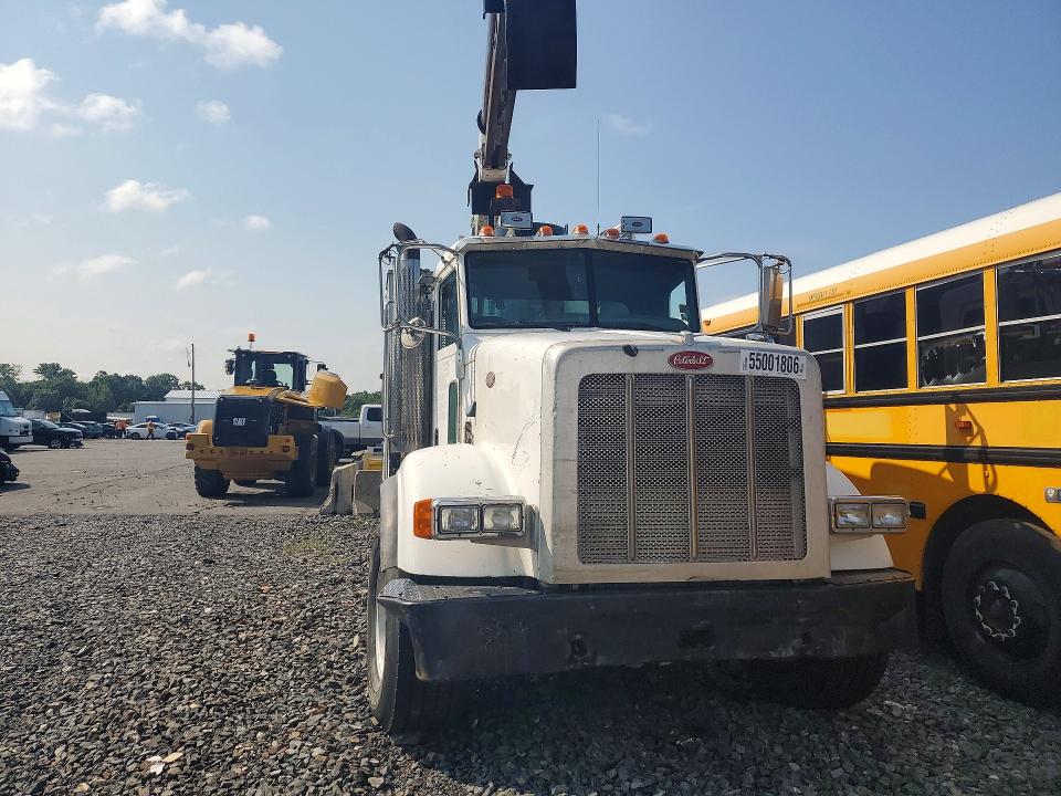 2012 Peterbilt All other VIN 1NPSL70X7CD144253 COPART salvage auction — MINOR DENT/SCRATCHES, CT, sold $12,400 on 2026-08-27 (photo 5)