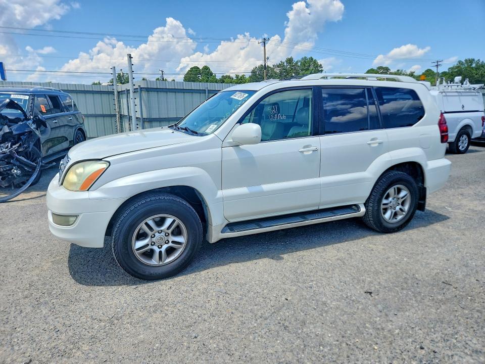 2004 Lexus Gx 470 VIN JTJBT20X440026676 COPART salvage auction — MINOR DENT/SCRATCHES, LA - CERTIFICATE OF TITLE (P), sold $4,800 on 2026-07-27 (photo 1)