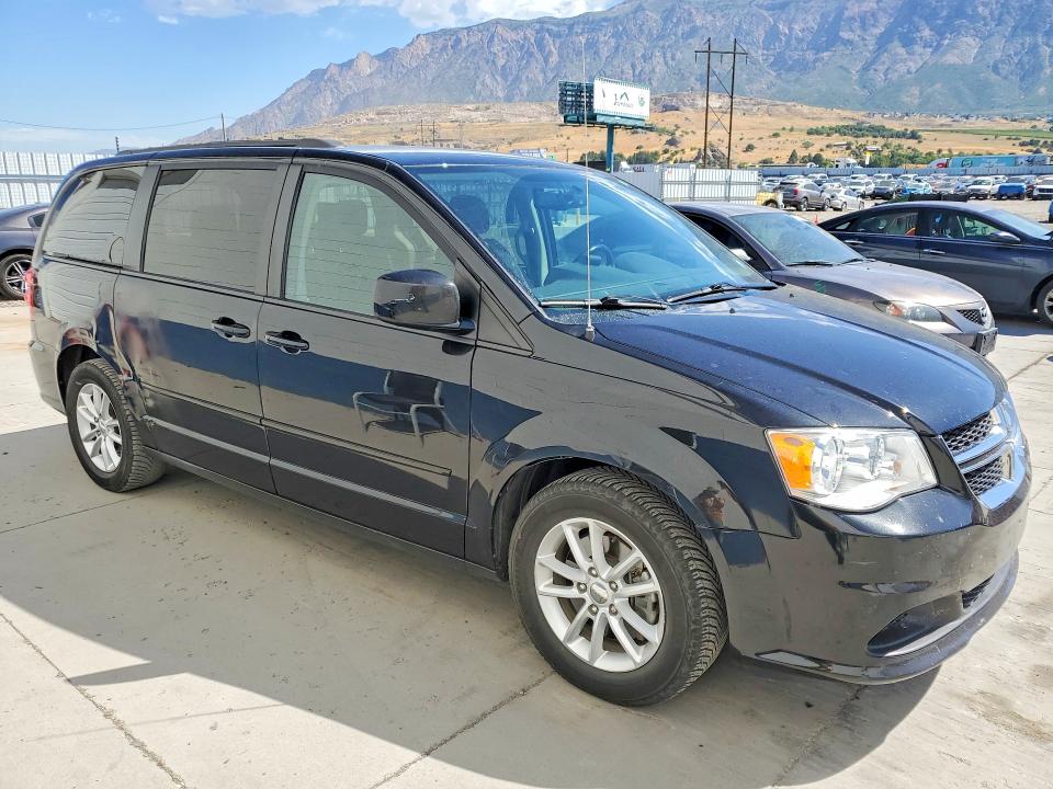 2016 Dodge Caravan VIN 2C4RDGCG8GR196895 COPART salvage auction — FRONT END, Salvage Title, sold $550 on 2026-07-27 (photo 4)