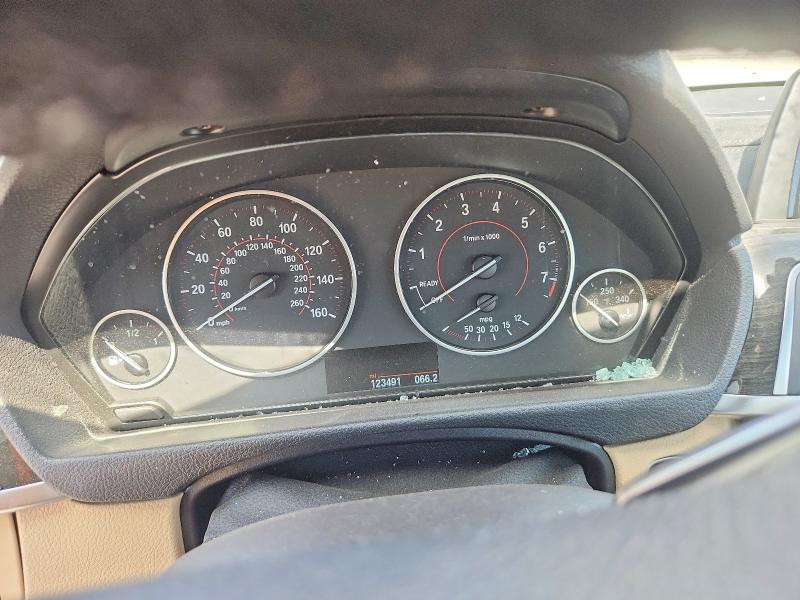 2018 BMW 3 series VIN WBA8B9G57JNU96628 COPART salvage auction — FRONT END, CA - SALVAGE CERTIFICATE, sold $1,900 on 2026-07-24 (photo 9)