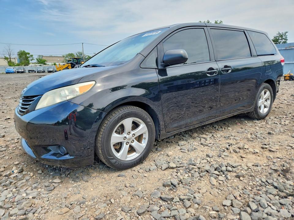 2014 Toyota Sienna VIN 5TDZK3DC2ES440992 COPART salvage auction — REAR END, Ny - Mv-907A Salvage Certificate, sold $500 on 2026-07-28 (photo 1)