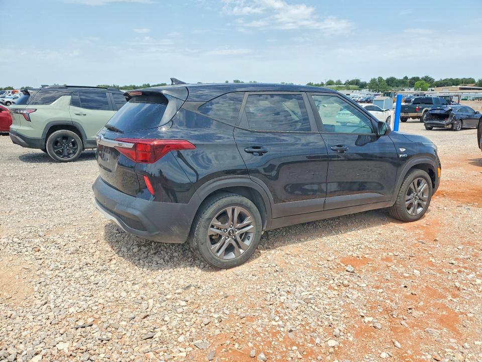 2021 Kia Seltos VIN KNDEPCAA5M7058922 COPART salvage auction — MINOR DENT/SCRATCHES, Ok - Dealer Only Clean Title, sold $5,000 on 2026-07-21 (photo 3)
