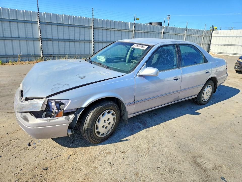 1998 Toyota Camry VIN JT2BG22K4W0104541 COPART salvage auction — FRONT END, CA - SALVAGE CERTIFICATE, sold $100 on 2026-07-23 (photo 1)