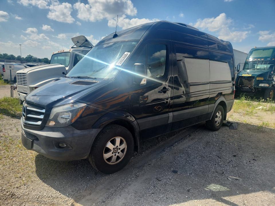 2017 Mercedes-benz Sprinter VIN WDZPE7CD5HP517403 COPART salvage auction — MINOR DENT/SCRATCHES, In - Cert Of Title-Salvage Title, sold $90 on 2026-08-19 (photo 1)