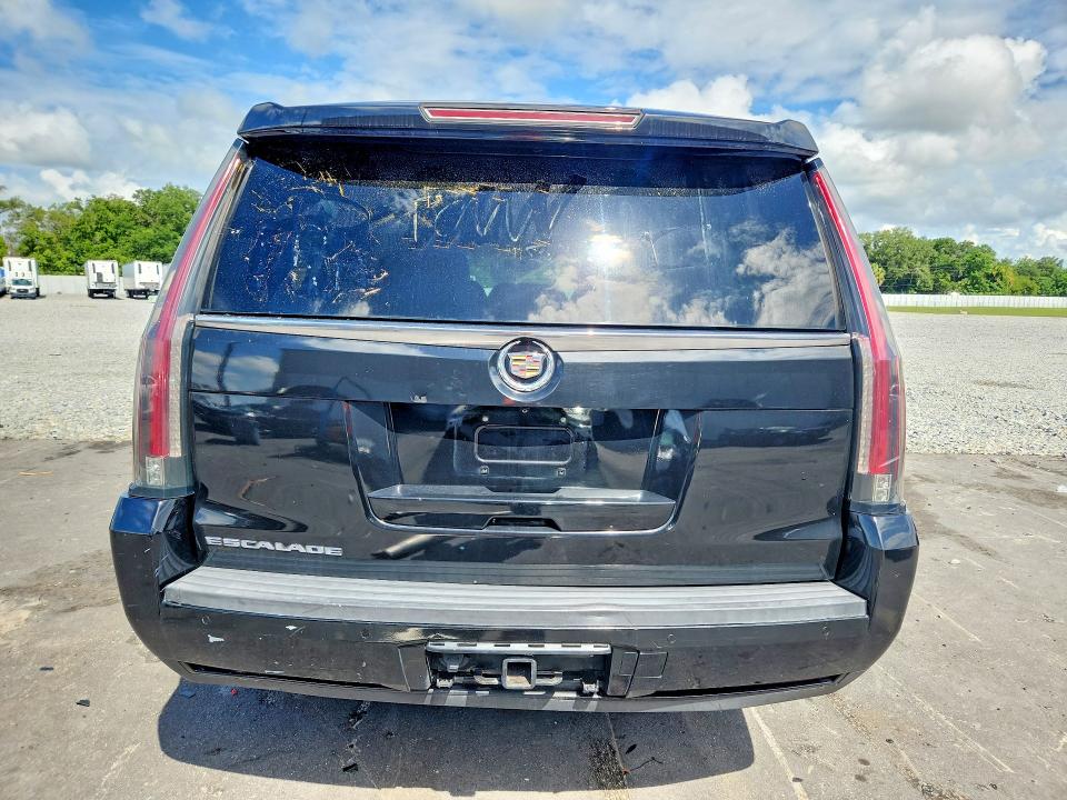 2015 Cadillac Escalade VIN 1GYS3HKJ0FR178879 COPART salvage auction — MINOR DENT/SCRATCHES, FL - CERTIFICATE OF TITLE, sold $5,400 on 2026-07-27 (photo 6)