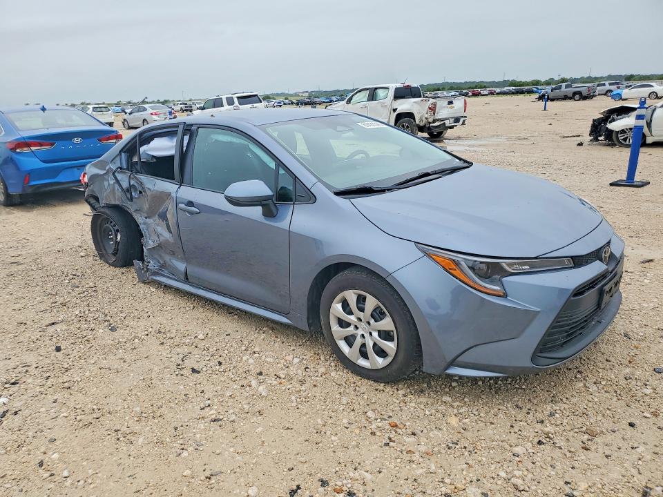 2026 Toyota Corolla VIN 5YFB4MDE0TP381806 COPART salvage auction — REAR END, Tx - Certificate Of Title, sold $4,500 on 2026-07-30 (photo 4)