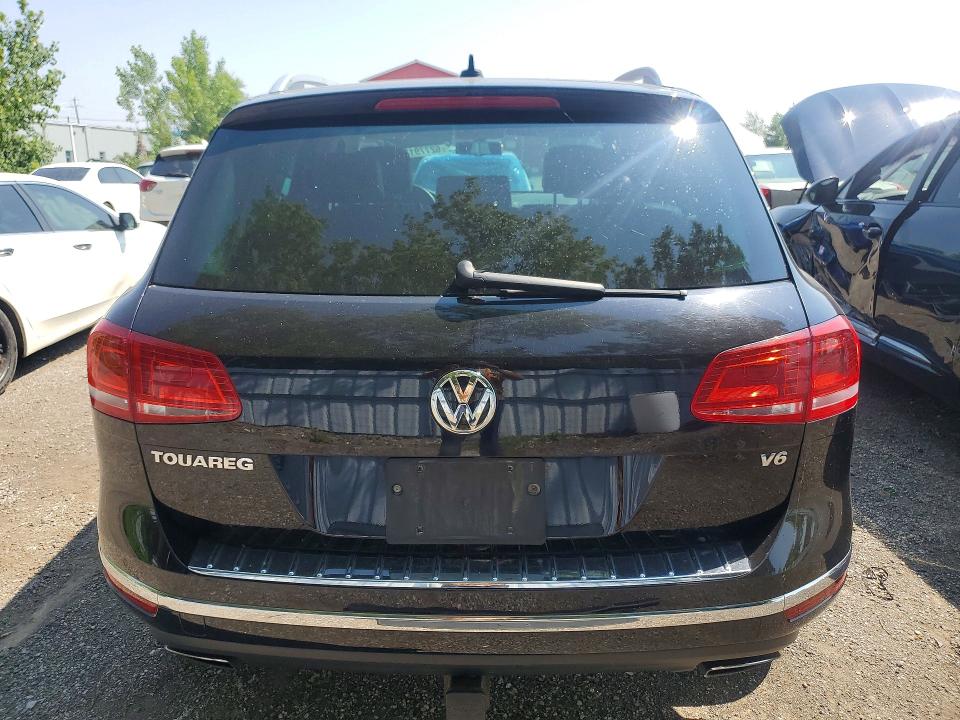2015 Volkswagen Touareg VIN WVGEF9BP7FD003817 COPART salvage auction — FRONT END, ON - PERMIT SALVAGE, sold $2,850 on 2026-08-13 (photo 6)