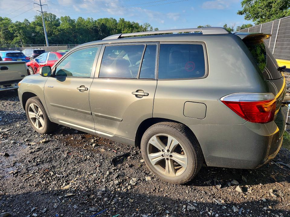 2008 Toyota Highlander VIN JTEDS43A382052886 COPART salvage auction — MINOR DENT/SCRATCHES, Md - Certificate Of Title, sold $575 on 2026-07-28 (photo 2)