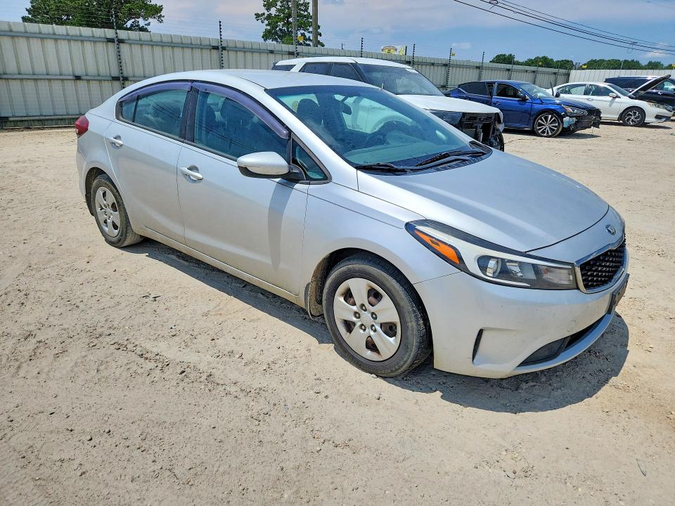 2017 Kia VIN 3KPFL4A72HE083535 COPART salvage auction — REAR END, Al - Certificate Of Title, sold $1,100 on 2026-07-09 (photo 4)