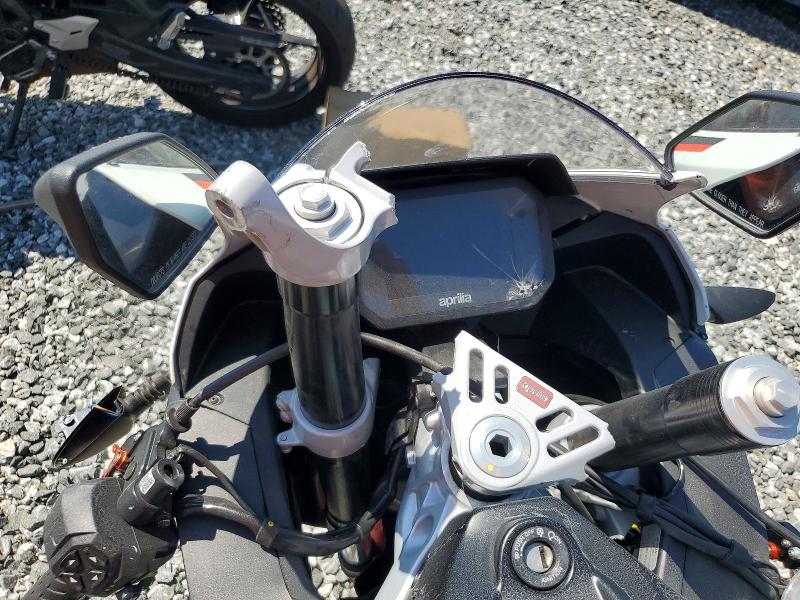 2026 Aprilia Rs VIN ZD4XEUA03T6003275 COPART salvage auction — FRONT END, SC - CERTIFICATE OF TITLE, sold $925 on 2026-07-22 (photo 7)