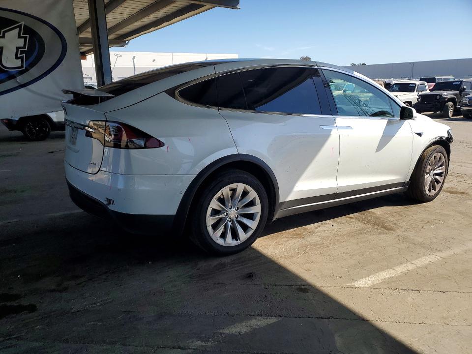 2018 Tesla Model x VIN 5YJXCAE21JF106367 COPART salvage auction — FRONT END, Ca - Salvage Certificate, sold $5,900 on 2026-07-23 (photo 3)