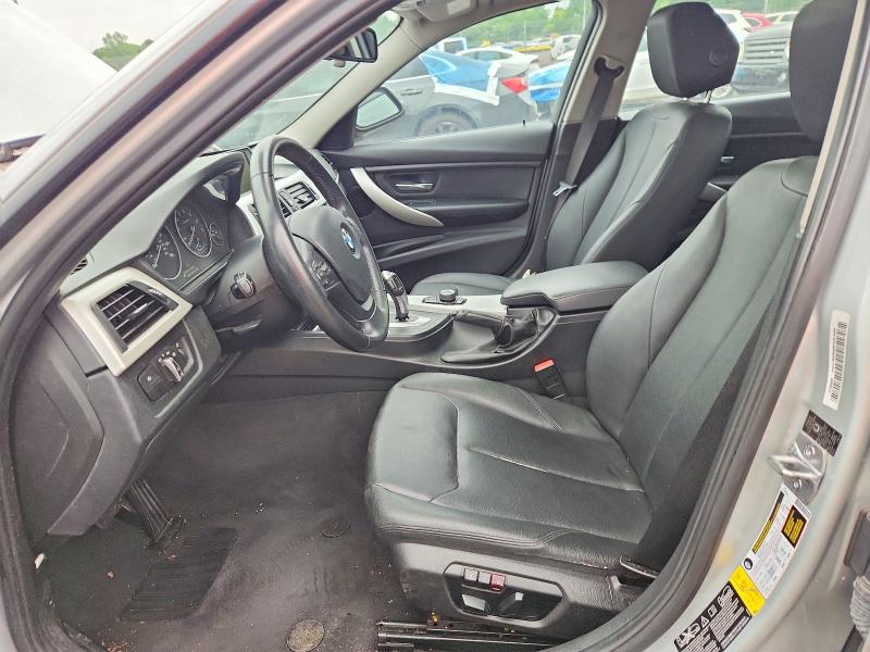 2013 BMW 3er VIN WBA3B5G58DNS03195 COPART salvage auction — MINOR DENT/SCRATCHES, Pa - Cert Of Title, sold $1,050 on 2026-07-13 (photo 7)