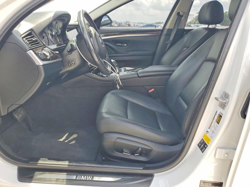 2015 BMW 5er VIN WBA5A7C50FD627525 COPART salvage auction — REAR END, Fl - Cert Of Title Slvg Rebuildable, sold $5,600 on 2026-07-31 (photo 7)