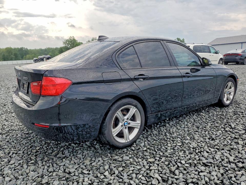 2013 BMW 3er VIN WBA3C3C53DF979994 COPART salvage auction — MECHANICAL, OH - CERTIFICATE OF TITLE, sold $475 on 2026-08-17 (photo 3)