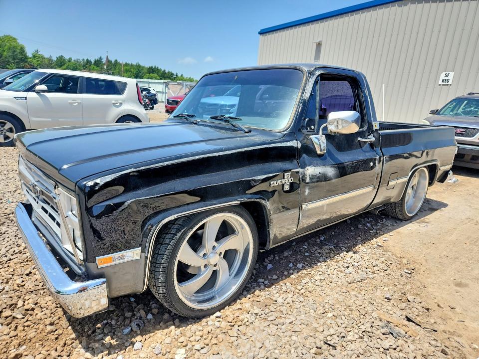 1986 Chevrolet S-10 pickup VIN 1GCDC14H1GF428679 COPART salvage auction — ROLLOVER, Wi - Certificate Of Title, sold $8,200 on 2026-08-31 (photo 1)