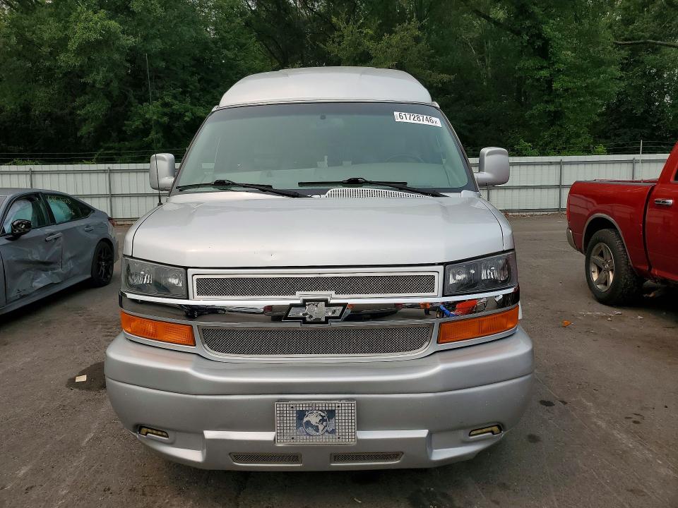 2018 Chevrolet Express VIN 1GCWGBFGXJ1162655 COPART salvage auction — VANDALISM, Tn - Salvage Certificate, sold $32,500 on 2026-07-28 (photo 5)