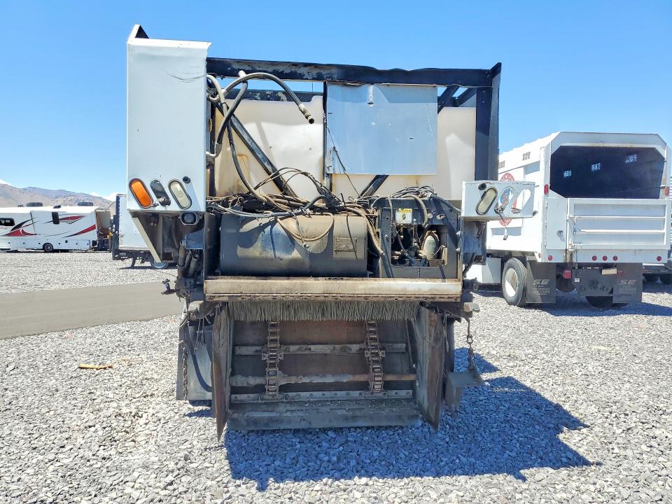 2007 International 4000 series VIN 1HTMPAFN67H390851 COPART salvage auction — MINOR DENT/SCRATCHES, Ca - Certificate Of Title, sold $3,200 on 2026-07-29 (photo 6)