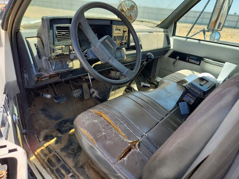 1994 Gmc C7 VIN 1GDL7H1J8RJ513045 COPART salvage auction — MECHANICAL, Ca - Dis/Dlr/Exp Only Clean Title, sold $375 on 2026-08-18 (photo 8)