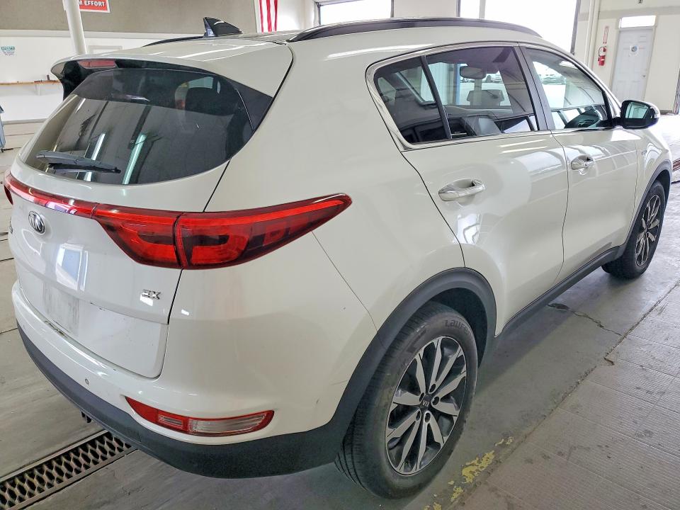 2018 Kia Sportage VIN KNDPNCAC3J7389204 COPART salvage auction — MECHANICAL, WA - BILL OF SALE, sold $80 on 2026-07-24 (photo 3)
