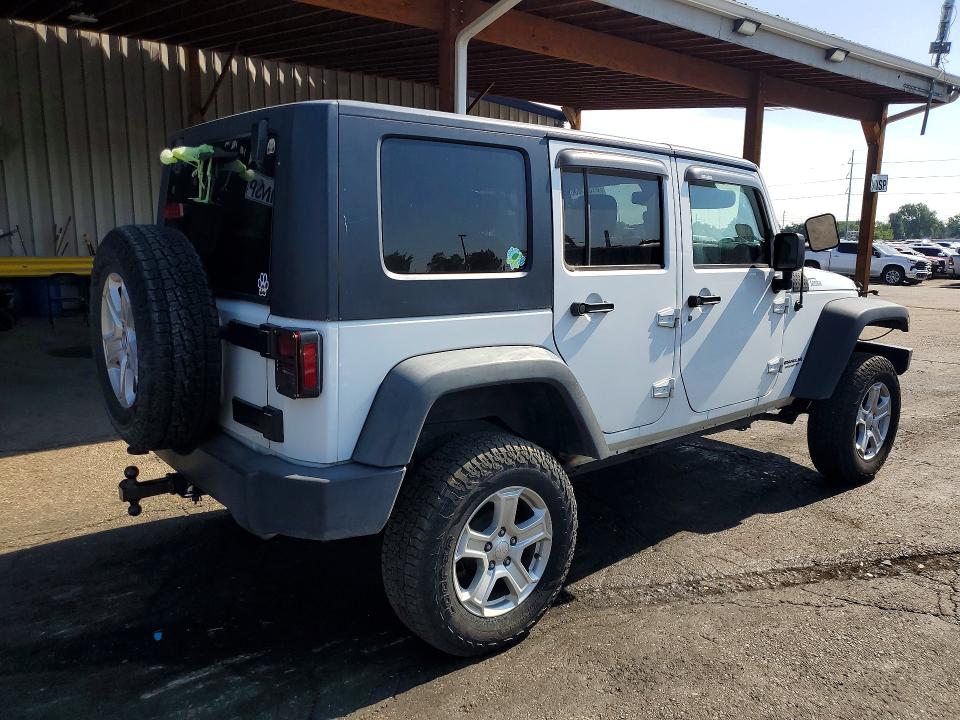 2016 Jeep Wrangler unlimited VIN 1C4BJWDG1GL109897 COPART salvage auction — MINOR DENT/SCRATCHES, Co - Dis/Dlr/Exp Only Clean Title, sold $3,350 on 2026-07-30 (photo 3)