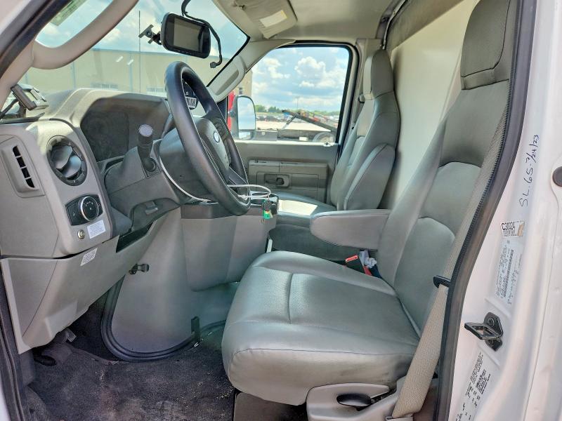 2023 Ford Econoline VIN 1FDWE3FKXPDD00813 COPART salvage auction — NORMAL WEAR, TX - CERTIFICATE OF TITLE, sold $9,400 on 2026-07-29 (photo 7)