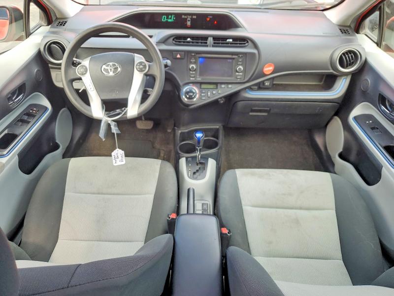 2013 Toyota Prius c VIN JTDKDTB36D1038340 COPART salvage auction — MINOR DENT/SCRATCHES, Ca - Dis/Dlr/Exp Only Clean Title, sold $1,200 on 2026-07-30 (photo 8)