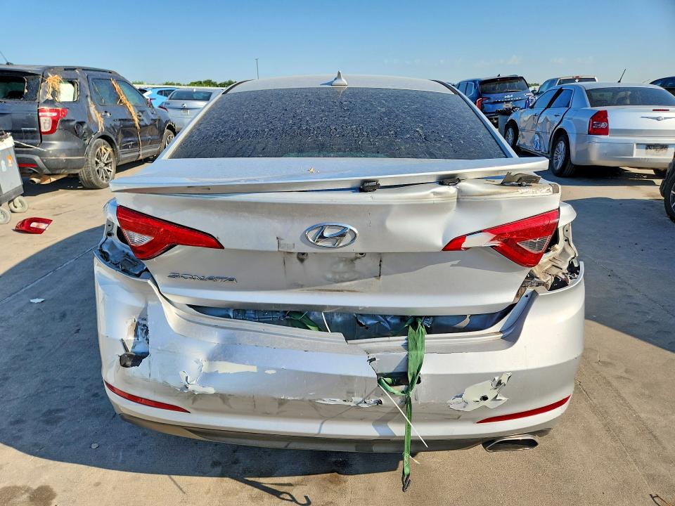 2016 Hyundai VIN 5NPE24AF4GH374747 COPART salvage auction — REAR END, TX - SALVAGE VEHICLE TITLE, sold $150 on 2026-07-25 (photo 6)