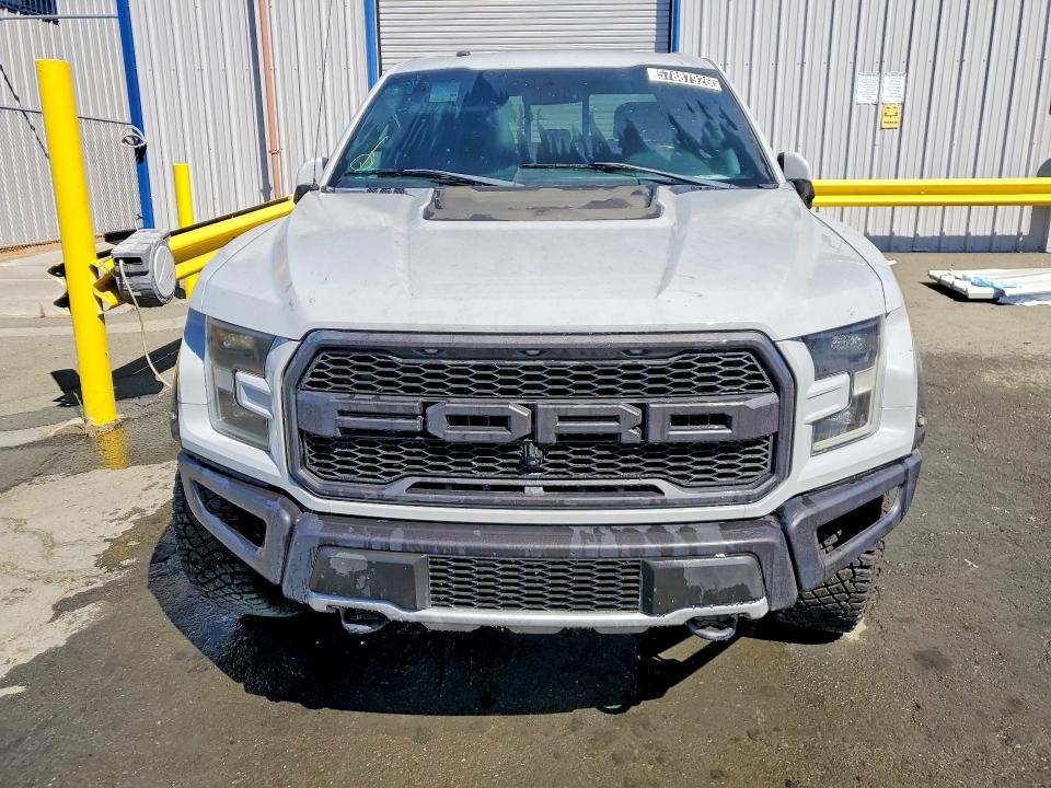 2017 Ford F-150 lightning VIN 1FTFW1RG4HFB32332 COPART salvage auction — MINOR DENT/SCRATCHES, ID - CERTIFICATE OF TITLE, sold $23,000 on 2026-07-24 (photo 5)