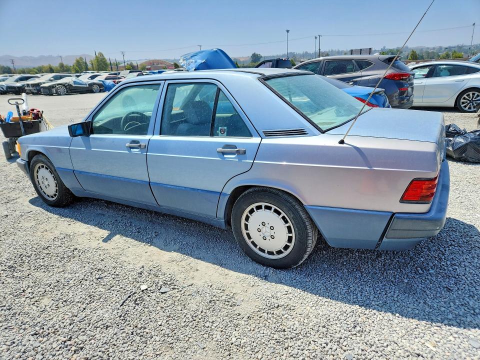 1989 Mercedes-benz 190 VIN WDBDA29D3KF624910 COPART salvage auction — NORMAL WEAR, CA - DIS/DLR/EXP ONLY CLEAN TITLE, sold $4,100 on 2026-07-15 (photo 2)