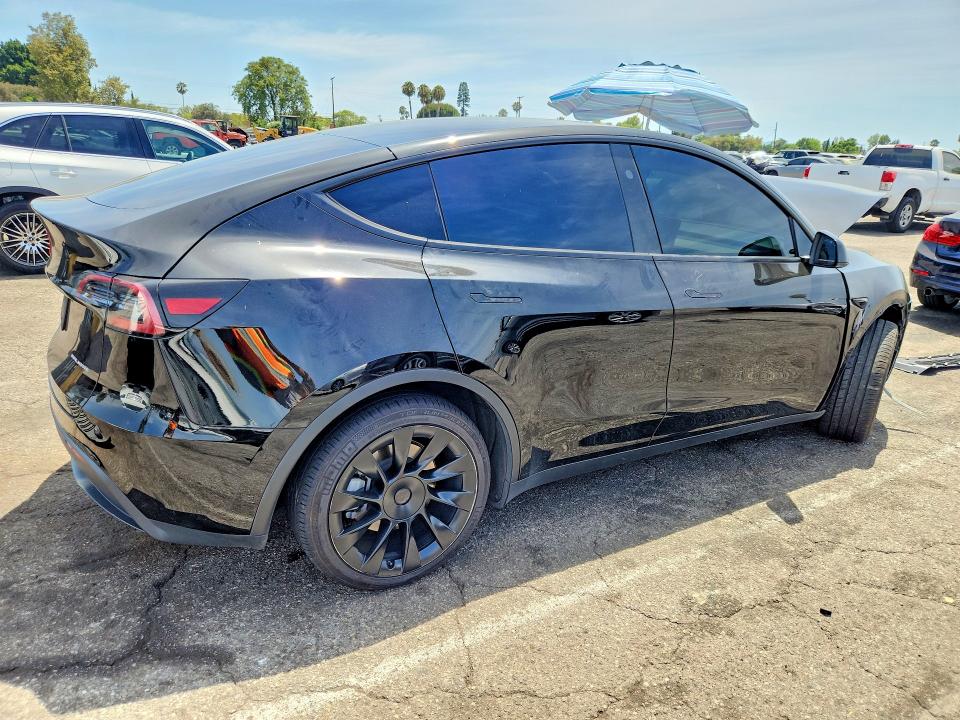 2023 Tesla Model y VIN 7SAYGDEE5PA182008 COPART salvage auction — FRONT END, Ca - Salvage Certificate, sold $8,300 on 2026-08-28 (photo 3)