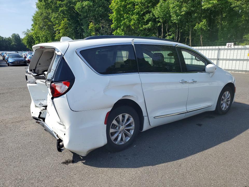 2017 Chrysler Pacifica VIN 2C4RC1BG9HR621771 COPART salvage auction — REAR END, Nj - Cert Of Title-Salvage, sold $1,475 on 2026-09-06 (photo 3)