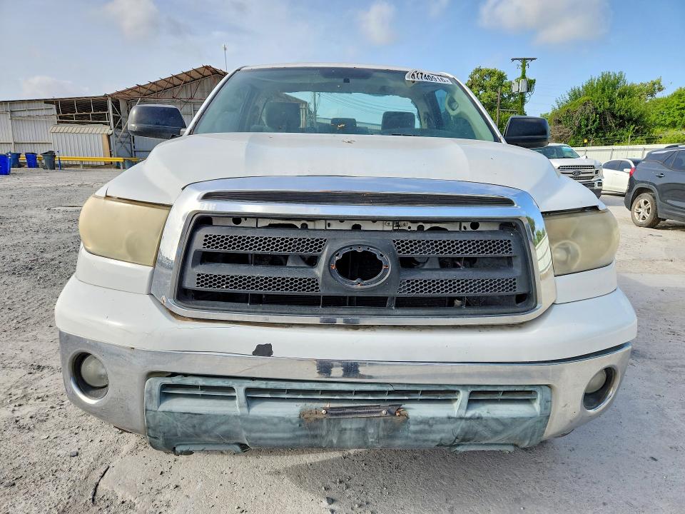 2010 Toyota Tundra VIN 5TFJM5F12AX001035 COPART salvage auction — REAR END, Tx - Certificate Of Title, sold $3,650 on 2026-07-25 (photo 5)