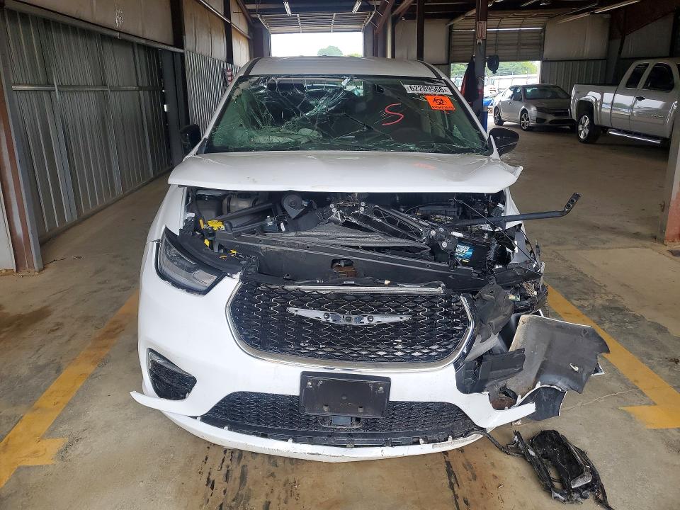 2024 Chrysler Pacifica VIN 2C4RC1BG7RR199145 COPART salvage auction — FRONT END, Fl - Certificate Of Destruction, sold $7,700 on 2026-08-31 (photo 5)