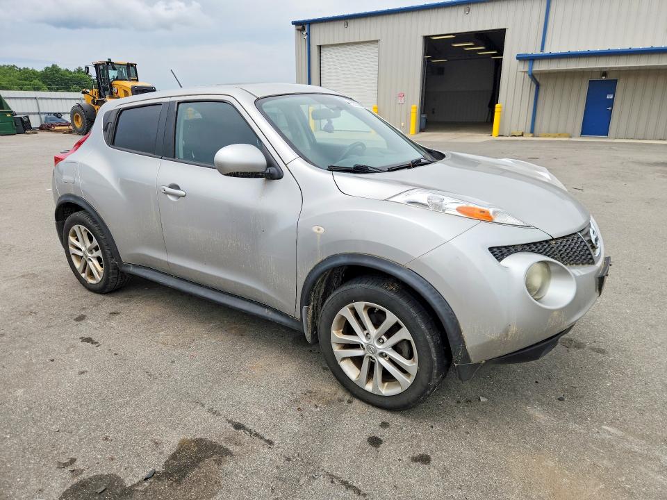 2011 Nissan Juke VIN JN8AF5MV7BT019981 COPART salvage auction — NORMAL WEAR, Me - Certificate Of Title, sold $1,100 on 2026-07-10 (photo 4)