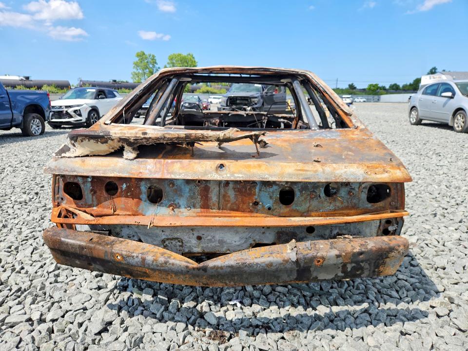 1985 Ford Mustang VIN 1FABP28M8FF182016 COPART salvage auction — BURN, Oh - Bill Of Sale-Parts Only, sold $275 on 2026-08-03 (photo 6)