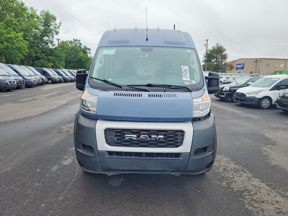 2020 Ram VIN 3C6URVJG0LE144876 COPART salvage auction — MINOR DENT/SCRATCHES, Va - Cert Of Title - Salvage, sold $8,400 on 2026-08-27 (photo 5)