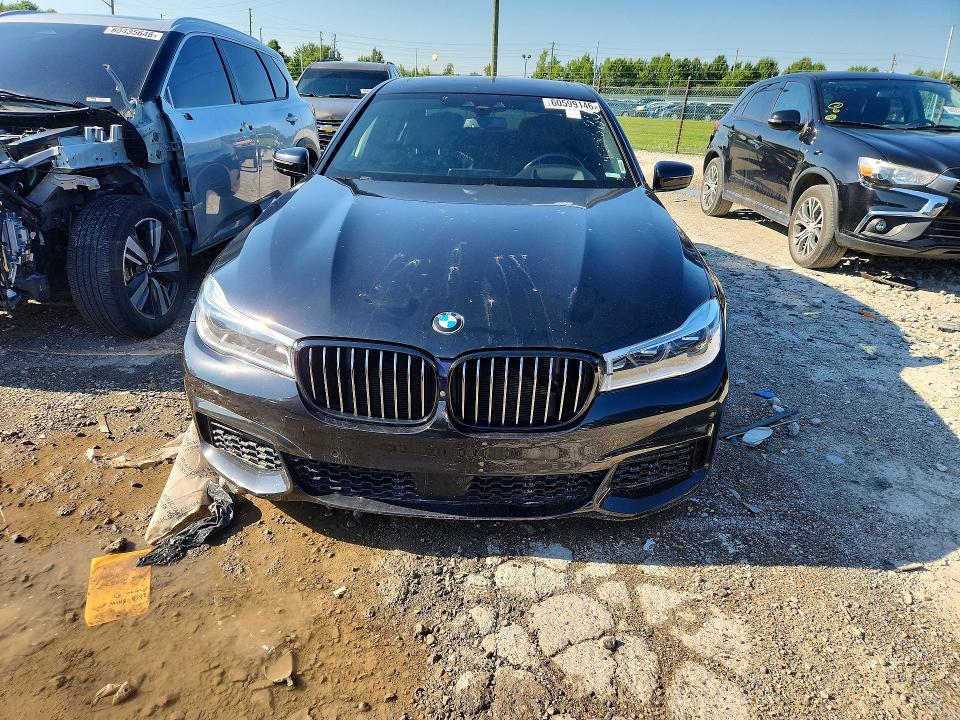 2018 BMW 7er VIN WBA7F2C50JG424686 COPART salvage auction — MINOR DENT/SCRATCHES, Wv - Certificate Of Title (P), sold $9,000 on 2026-07-24 (photo 5)