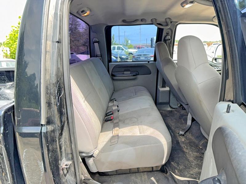 2006 Ford F-350 super duty VIN 1FTWW33P86EA38834 COPART salvage auction — SIDE, Mt - Dealer Only Clean Title (P), sold $2,750 on 2026-07-09 (photo 6)