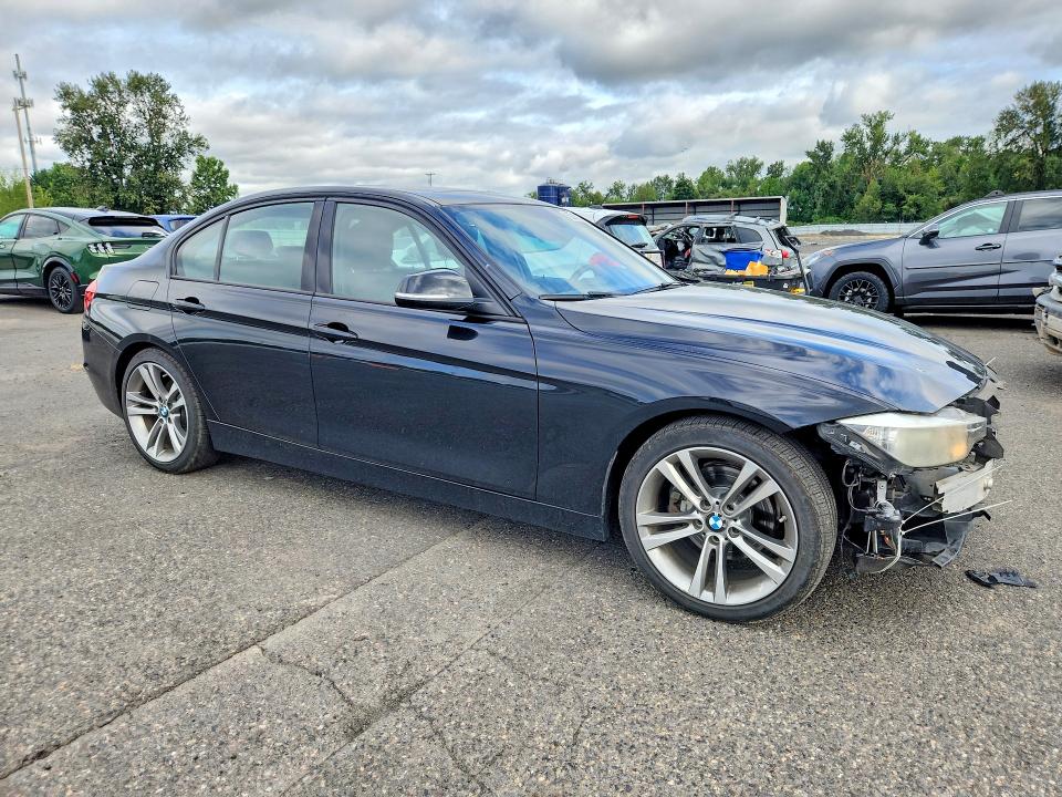2014 BMW VIN WBA3C1C5XEK108815 COPART salvage auction — FRONT END, OR - SALVAGE TITLE CERTIFICATE, sold $3,550 on 2026-08-19 (photo 4)