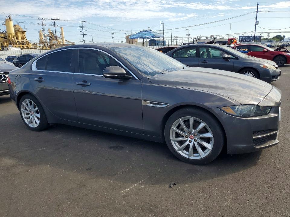2017 Jaguar Xe VIN SAJAE4BN7HA951311 COPART salvage auction — MECHANICAL, Nv - Dis/Dlr/Exp Only Clean Title, sold $1,500 on 2026-07-29 (photo 4)