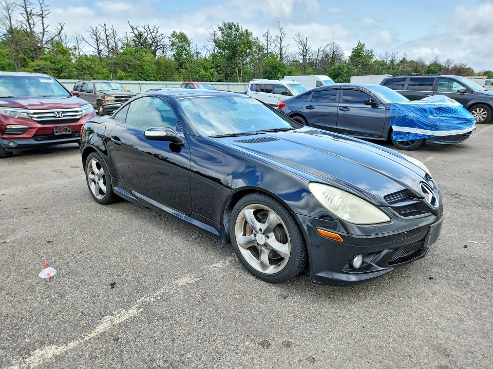 2005 Mercedes-benz Slk-class VIN WDBWK56F15F053869 COPART salvage auction — REAR END, Ny - Mv-907A Salvage Certificate, sold $925 on 2026-08-03 (photo 4)