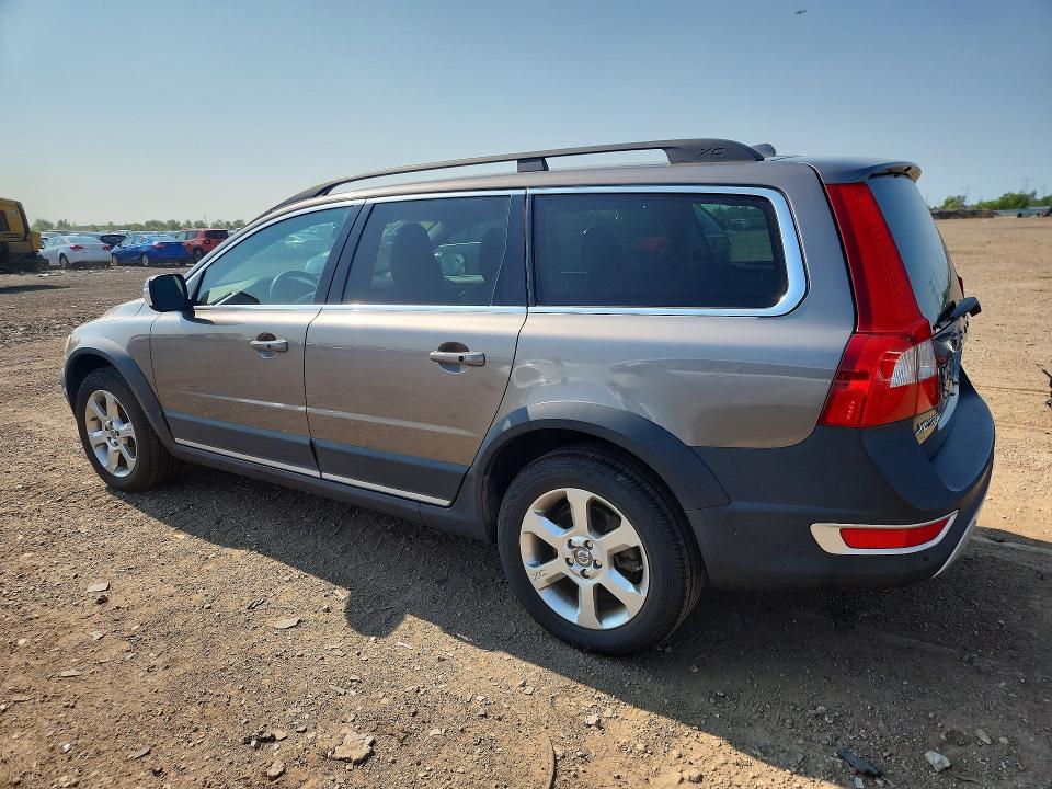 2010 Volvo Xc70 VIN YV4982BZ0A1083428 COPART salvage auction — NORMAL WEAR, IL - CERTIFICATE OF TITLE, sold $1,250 on 2026-08-11 (photo 2)
