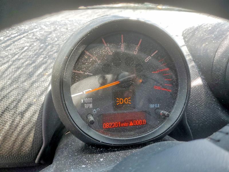 2015 Mini Cooper VIN WMWZB3C5XFWR46040 COPART salvage auction — ROLLOVER, Ny - Mv-907A Salvage Certificate, sold $500 on 2026-08-06 (photo 9)