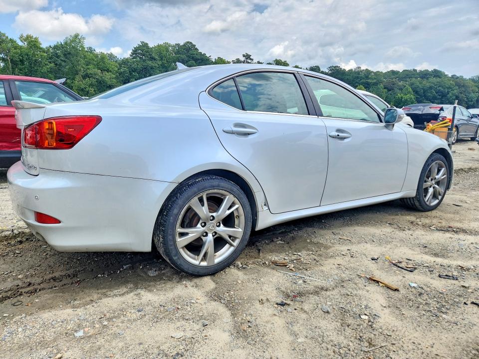 2009 Lexus Is 250 VIN JTHCK262X92030165 COPART salvage auction — MINOR DENT/SCRATCHES, Md - Cert Of Title-Rebuilt Salvage, sold $800 on 2026-07-28 (photo 3)
