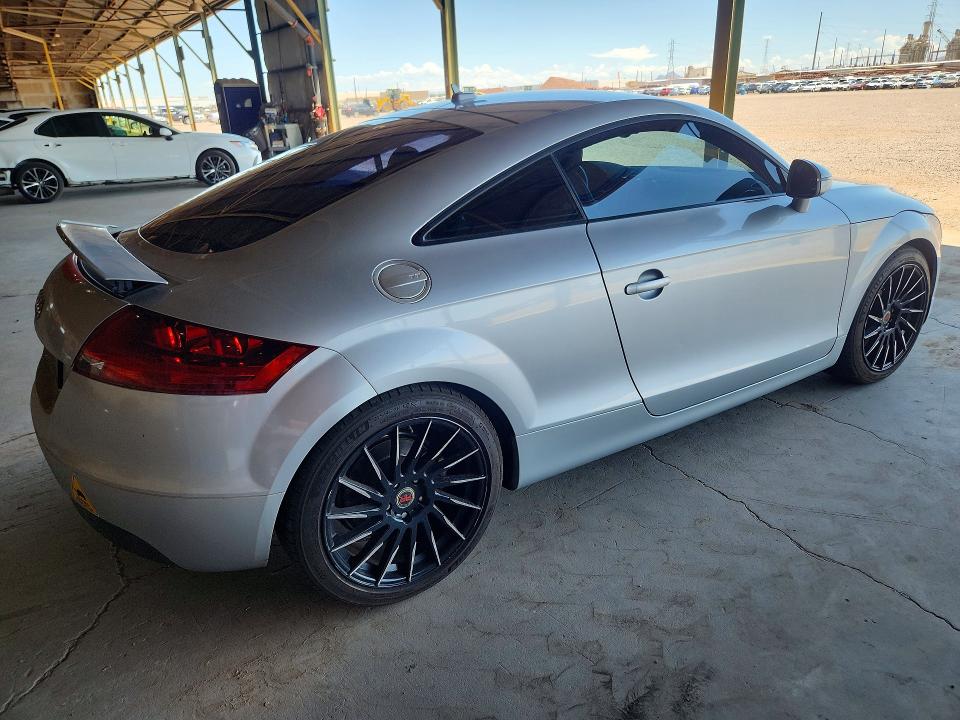 2008 Audi Tt VIN TRUAF38J881033406 COPART salvage auction — MINOR DENT/SCRATCHES, Az - Certificate Of Title, sold $2,000 on 2026-08-02 (photo 3)