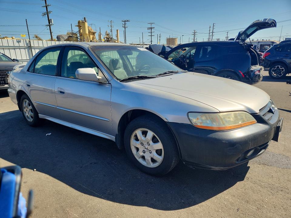 2001 Honda Accord VIN JHMCG66831C021853 COPART salvage auction — MINOR DENT/SCRATCHES, Ca - Dis/Dlr/Exp Only Clean Title, sold $993 on 2026-07-22 (photo 4)
