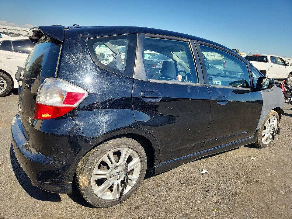 2009 Honda Fit VIN JHMGE88499S023038 COPART salvage auction — FRONT END, Ca - Salvage Certificate, sold $450 on 2026-07-27 (photo 3)