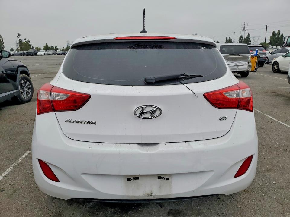 2014 Hyundai Elantra VIN KMHD35LH5EU193586 COPART salvage auction — FRONT END, Ca - Salvage Certificate, sold $450 on 2026-07-16 (photo 6)