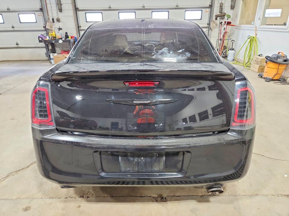 2011 Chrysler 300 VIN 2C3CK6CT7BH569110 COPART salvage auction — FRONT END, Az - Cert Of Title - Salvage, sold $525 on 2026-07-28 (photo 6)